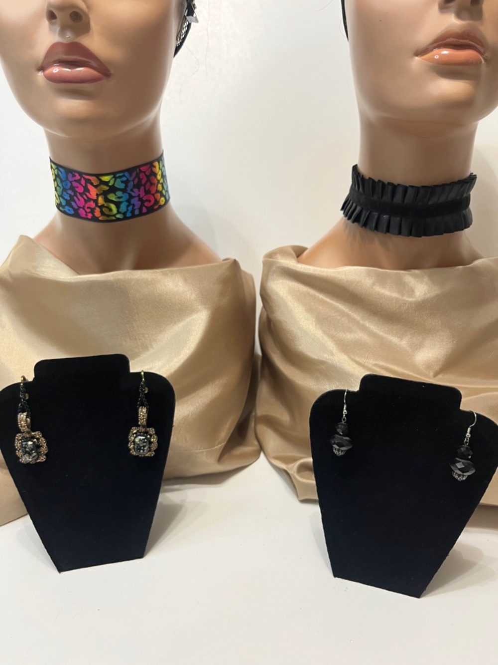 4 pc Gift Set Rainbow Leopard Print Choker + Black Pleated Choker & Earrings Set